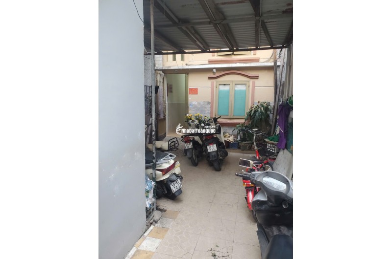 CHO THUÊ PHÒNG TRỌ 1/8 ĐƯỜNG SỐ 10 P.TÂN HƯNG, 22M CHỈ 3TR/TH. LH:0919005798.